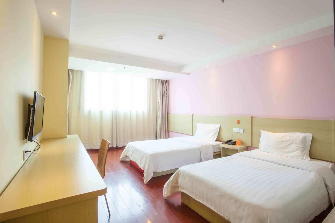 7Days Inn Shanghai Yichuan Road Bagian luar foto