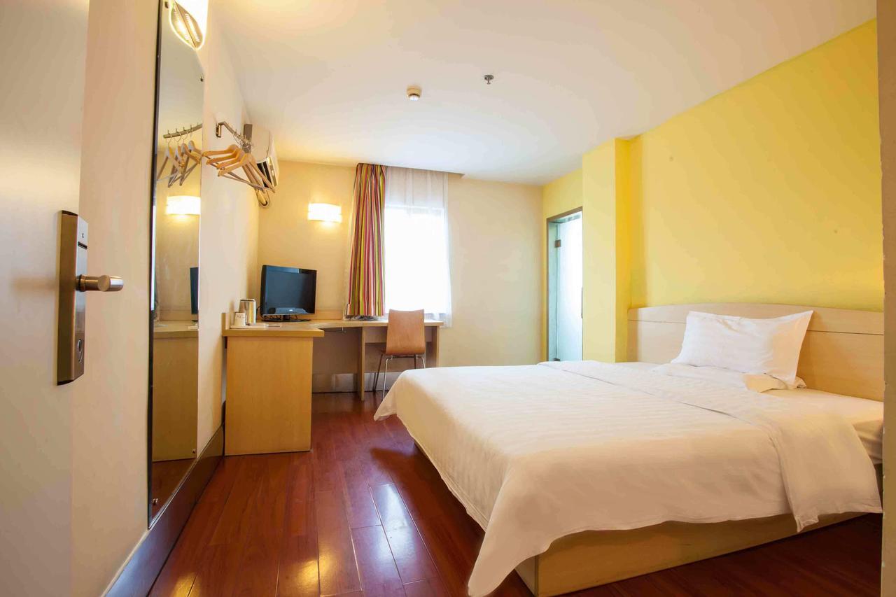 7Days Inn Shanghai Yichuan Road Bagian luar foto